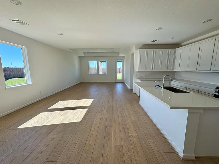 9743 Lucky Knot Ln — Photo 11