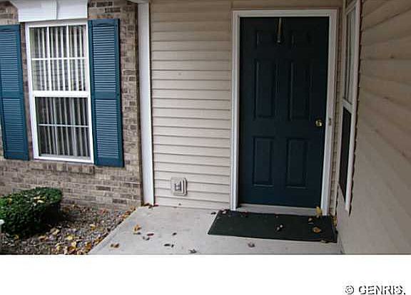 3rd image of 27 Maier Cir