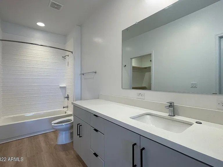 12412 N Saguaro Blvd #101 — Photo 31