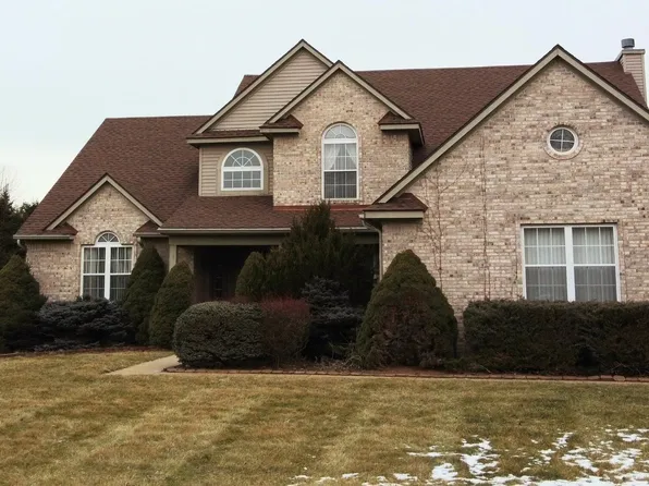 6446 Meadow Creek Dr, Dexter, MI 48130