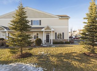 15672 Emerald Dr N UNIT 2, Hugo, MN 55038