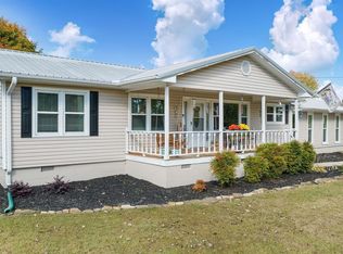 1628 Fruit Farm Rd E, Fort Payne, AL 35967