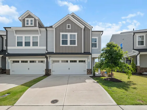 1011 Canary Pepper Dr, Durham, NC 27713