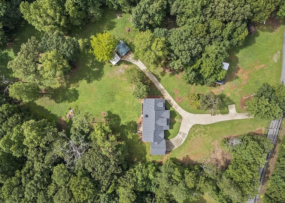 1st image of 31 Haygood Cir #102