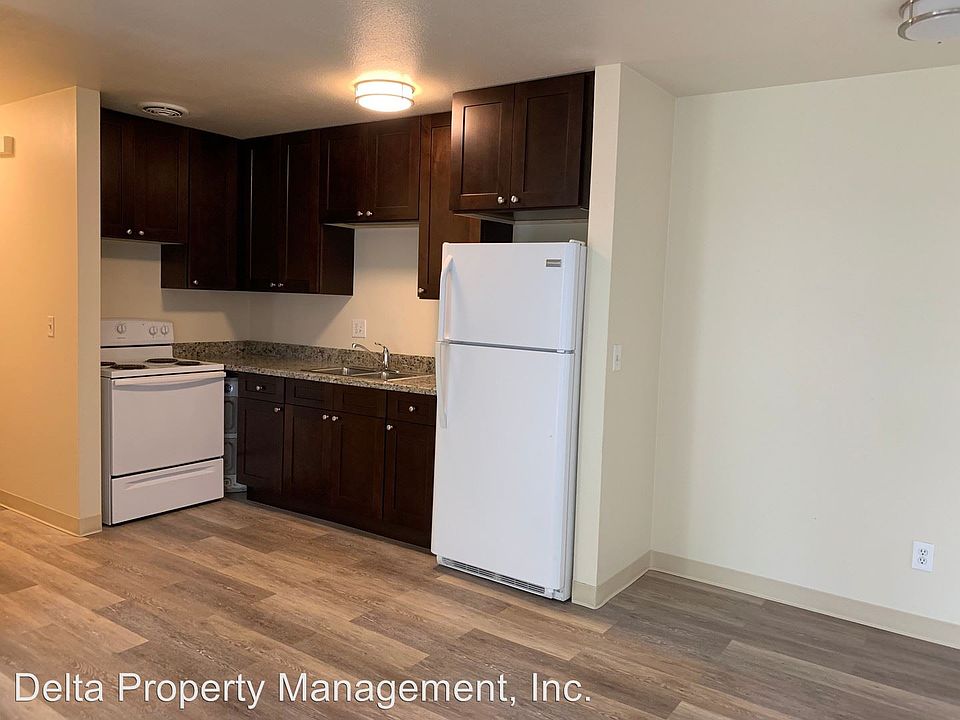 1st image of 1928 1st St APT 4