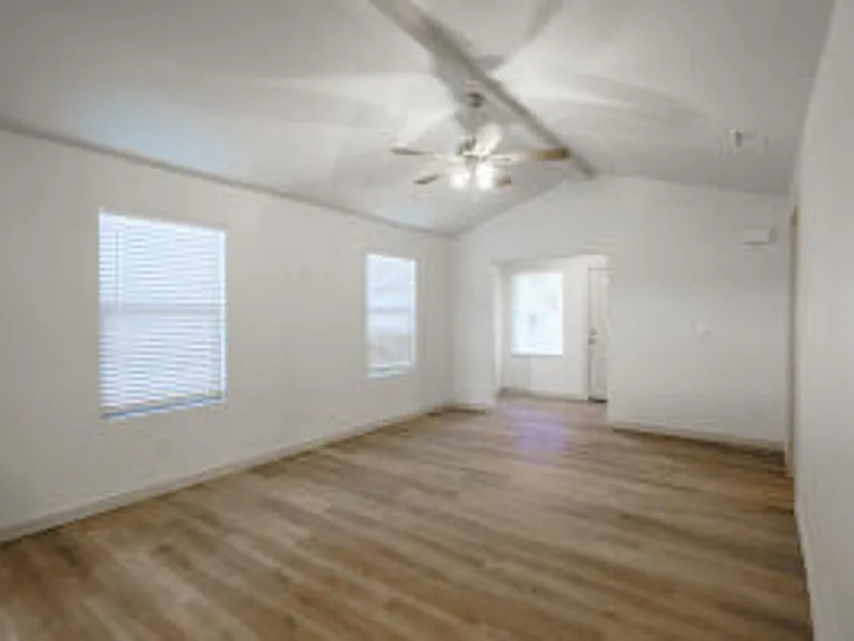 1001 Tulane St — Photo 3