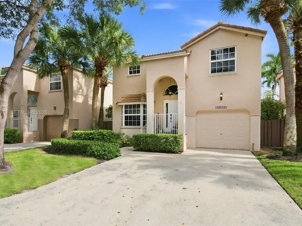 10830 NW 12th Pl, Plantation, FL 33322