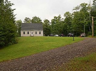 7301 School St, Loudon, NH 03307