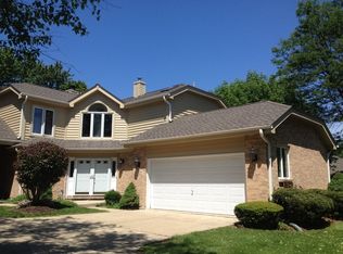 1520 Brittany Ct, Darien, IL 60561