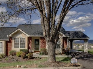 6952 Scotch Pine Ln NW, Roanoke, VA 24019