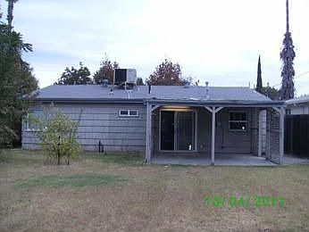 2nd image of 2128 W Oxford Way