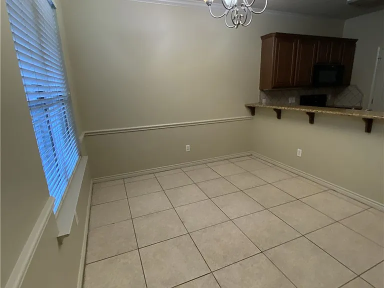 119 Forest Dr — Photo 4