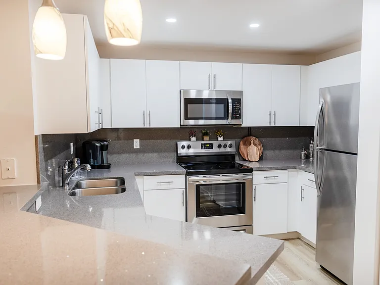 Polo Glen Apartment Homes — Photo 15