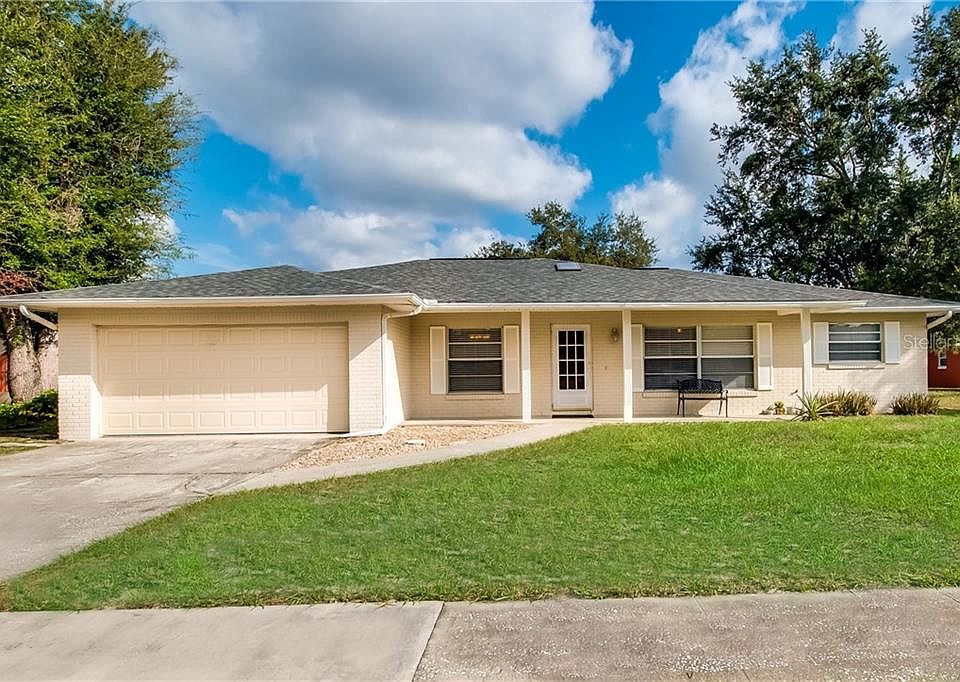 1st image of 7409 Grovewood Ct