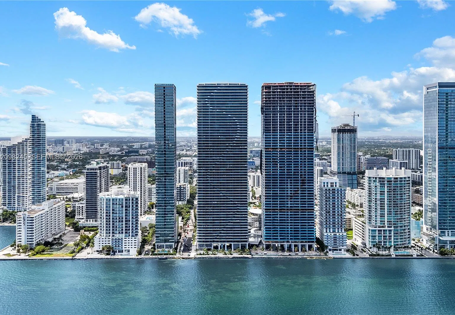 Aria Reserve Condo — Photo 4