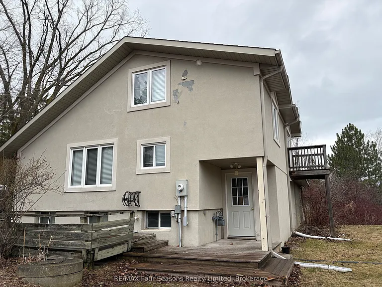 163 Craigleith Rd — Photo 1