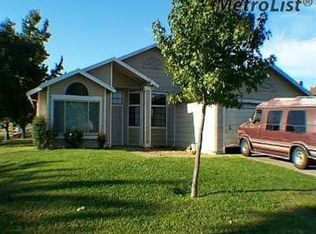 5215 Bamford Dr, Sacramento, CA 95823