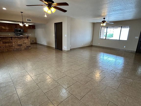 4th image of 3851 McCulloch Ln