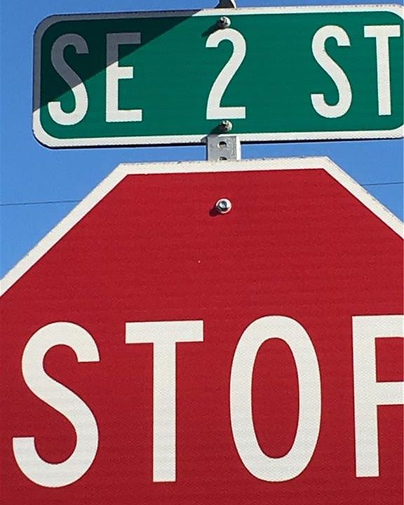 1st image of 1713 SE 2nd St