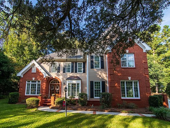 2nd image of 4733 Woodland Point