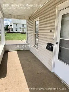 2325 Clyde Pl SW — Photo 28