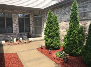 8810 W 84th Pl UNIT B, Justice, IL