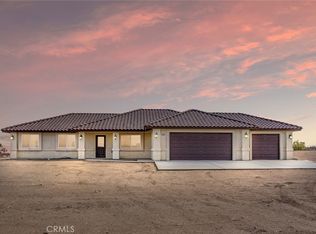 11825 Arizona Ave, Phelan, CA 92371