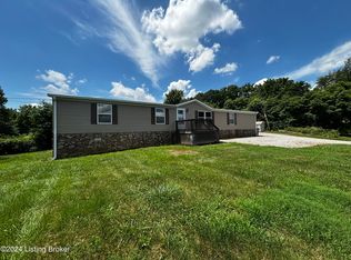 690 Sunset Dr, Vine Grove, KY 40175