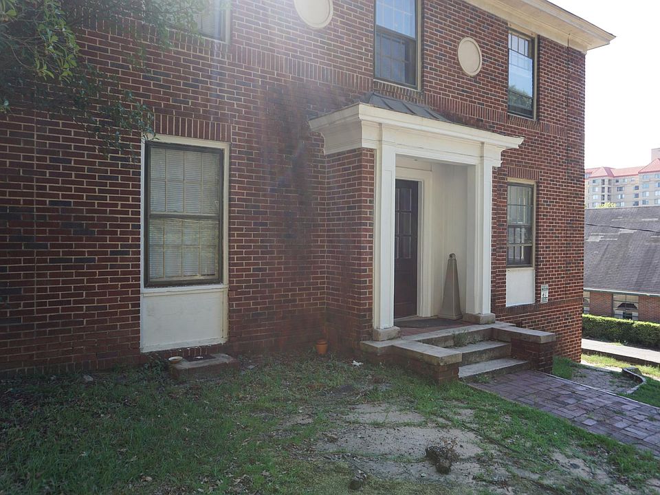 616 Pickens 3&4 on the second floor