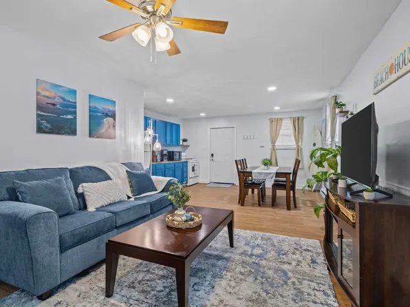 1427 W Ocean View Ave, Norfolk, VA