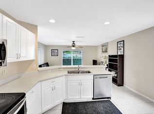 5216 Rising Comet Ln, Greenacres, FL 33463