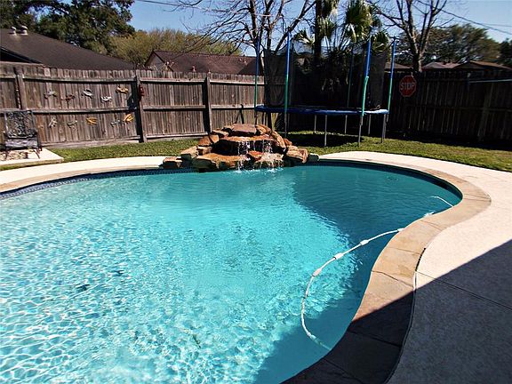 3rd image of 11727 Kirkmeadow Dr