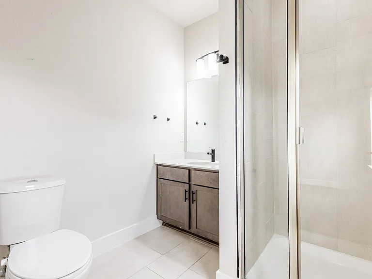 411 Ira Ave #2102 — Photo 21