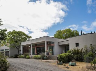 13680 Robleda Rd, Los Altos Hills, CA 94022