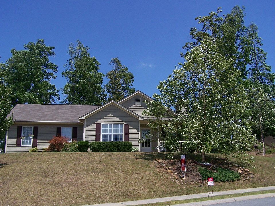 1st image of 585 Saddle Shoals Dr