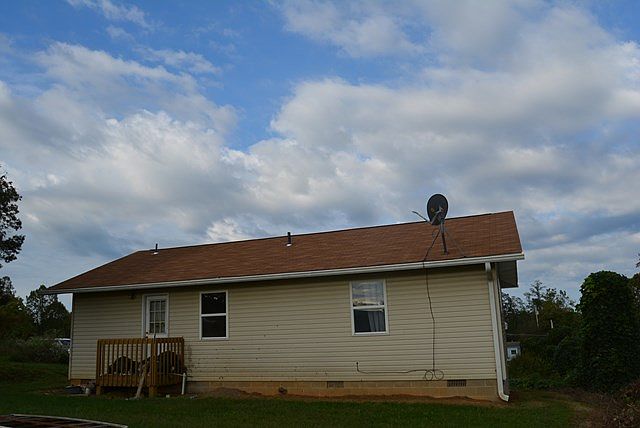 2nd image of 460 Texana Rd