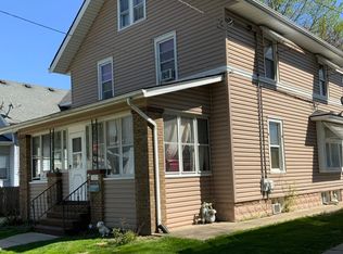 523 Edwards St, Aurora, IL 60505