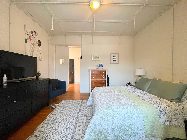 431 Fairmount Ave #2G — Photo 11