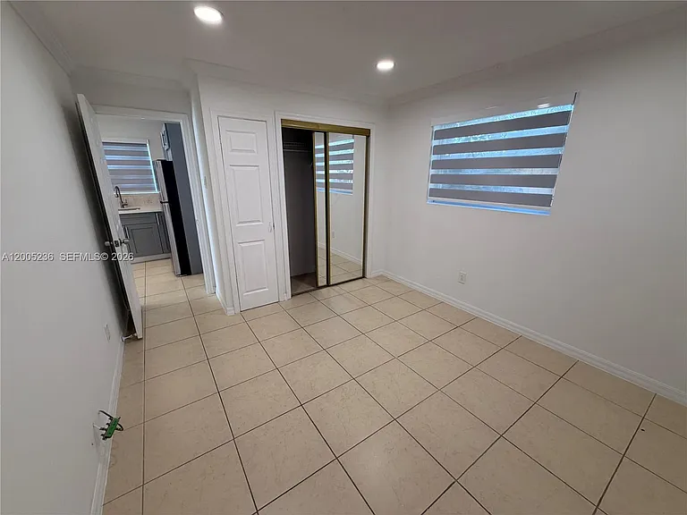 3011 N 74th Ave #B — Photo 7