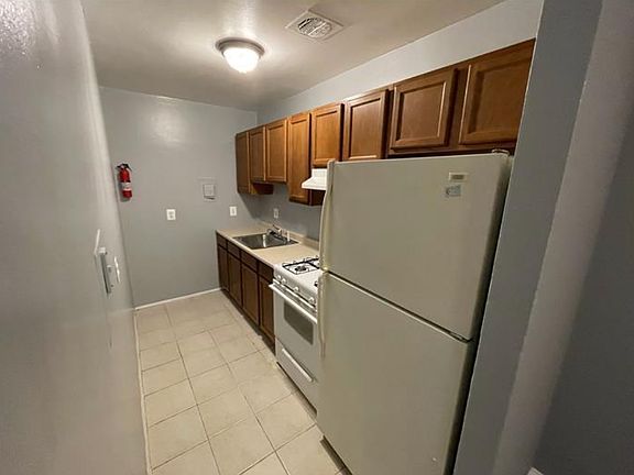 3rd image of 5109 F St SE #203