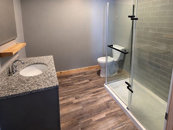 5th image of 23 2nd St SE