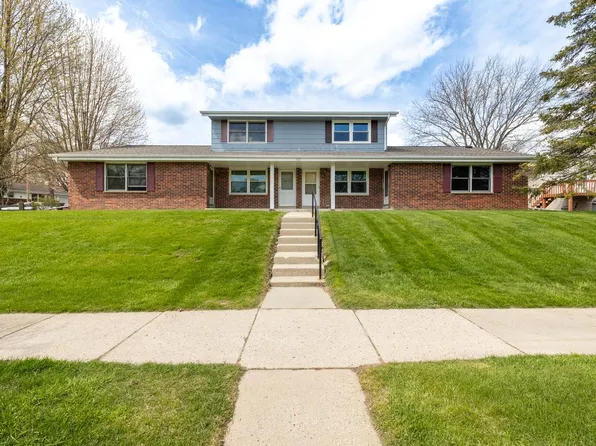 220 S 18th #4 AVENUE, West Bend, WI 53095
