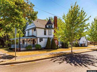 204 E Cooley Ave, Brownsville, OR 97327