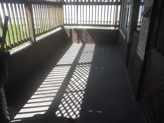 5th image of 5355 W Drummond Pl