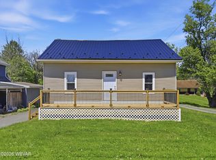 2210 Mahaffey Ln, Williamsport, PA 17701