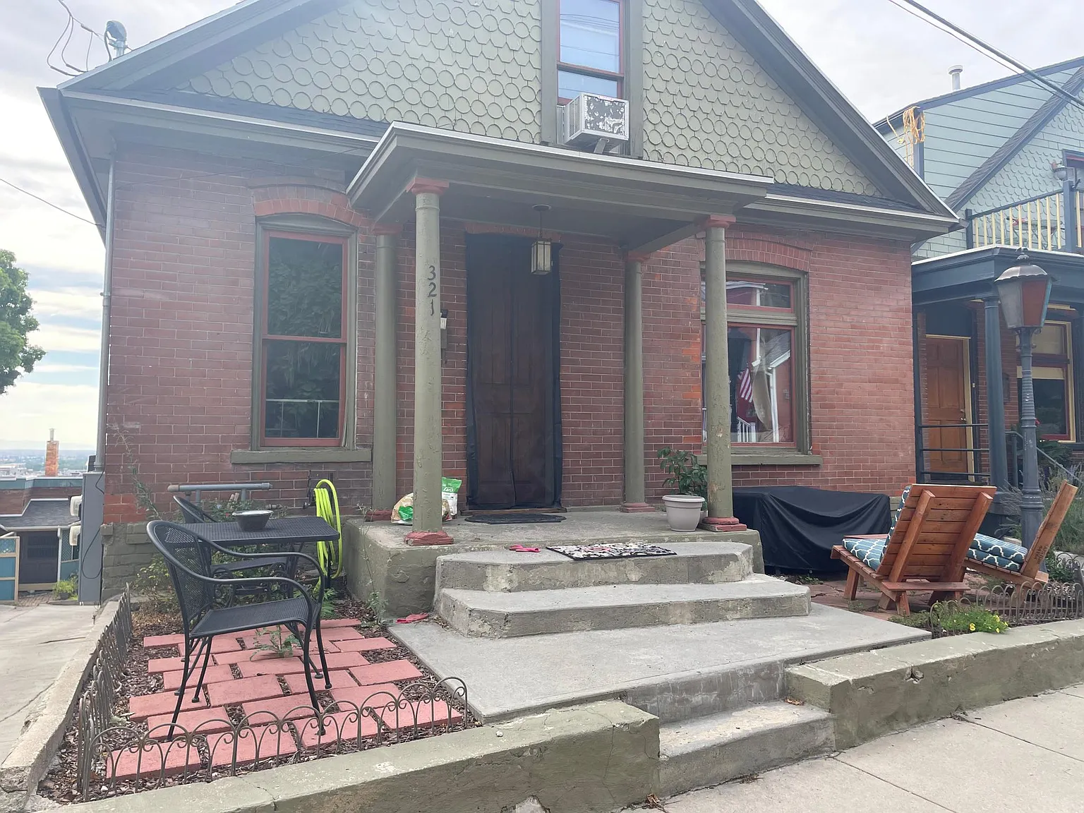 321 Rear B Almond St — Photo 3