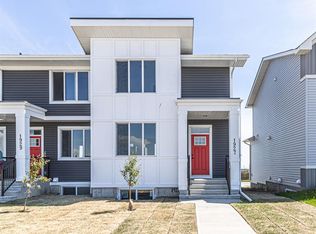 1927 SW McCaskill Dr, Crossfield, AB T0M0S0