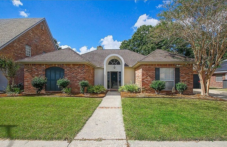 1st image of 103 Water Birch Ln