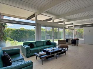 1260 E Alejo Rd, Palm Springs, CA 92262