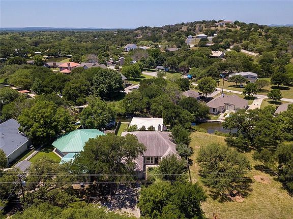 2nd image of 106 Skyline Dr